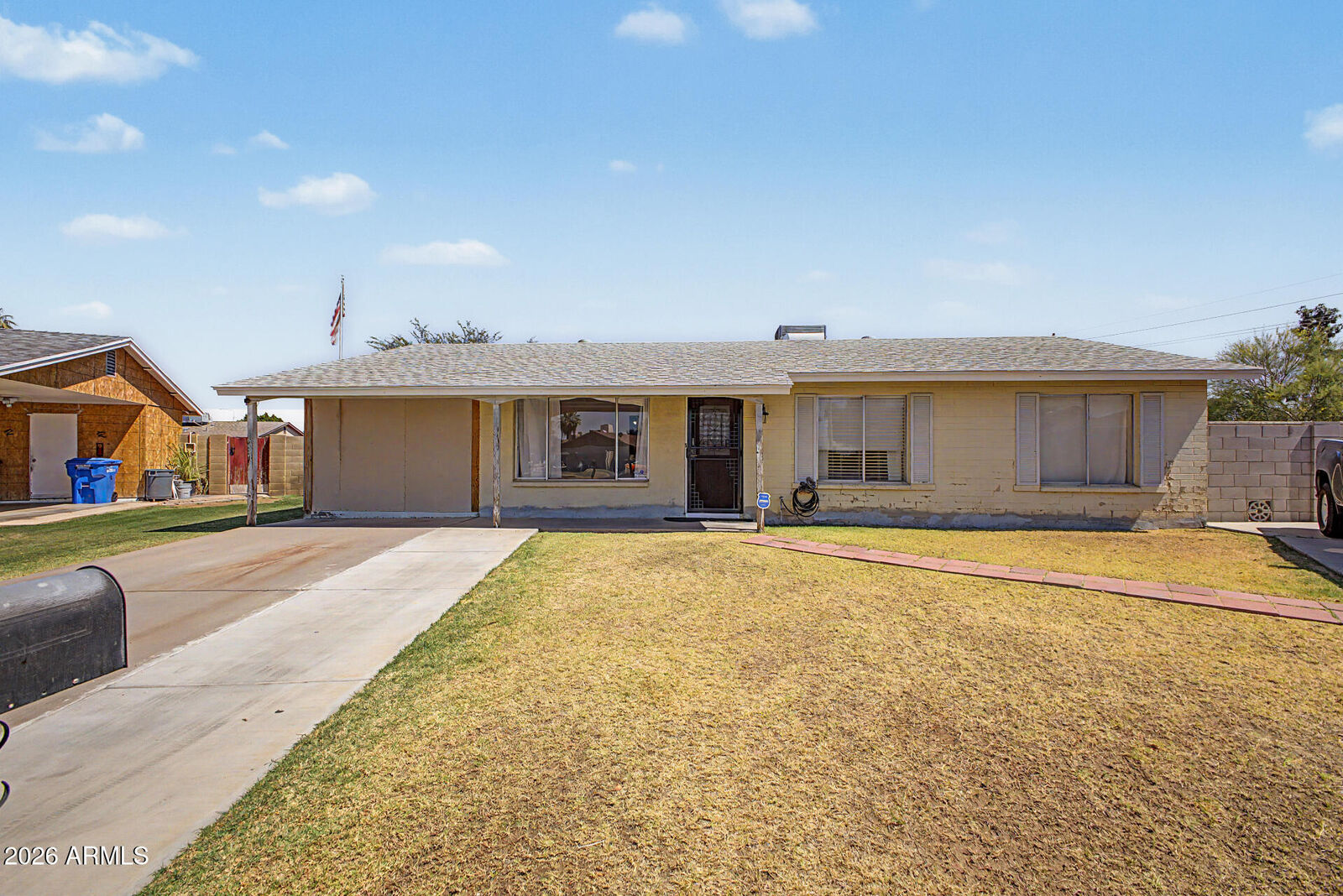 Property Photo: 2221 N 51st Drive AZ 85035