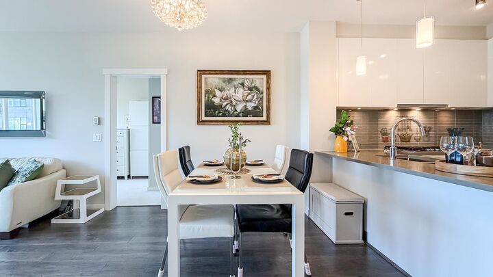 Property Photo:  9399 Alexandra Road 513  BC V6X 0L7 