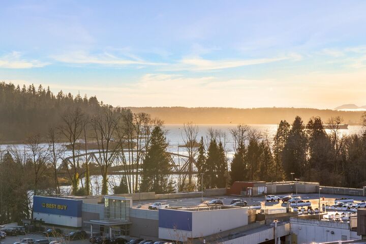 Property Photo:  338 Taylor Way 12C  BC V7T 2Y1 
