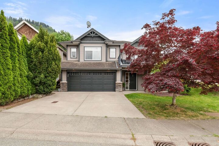 Property Photo:  47216 Laughington Place  BC V2R 0J3 