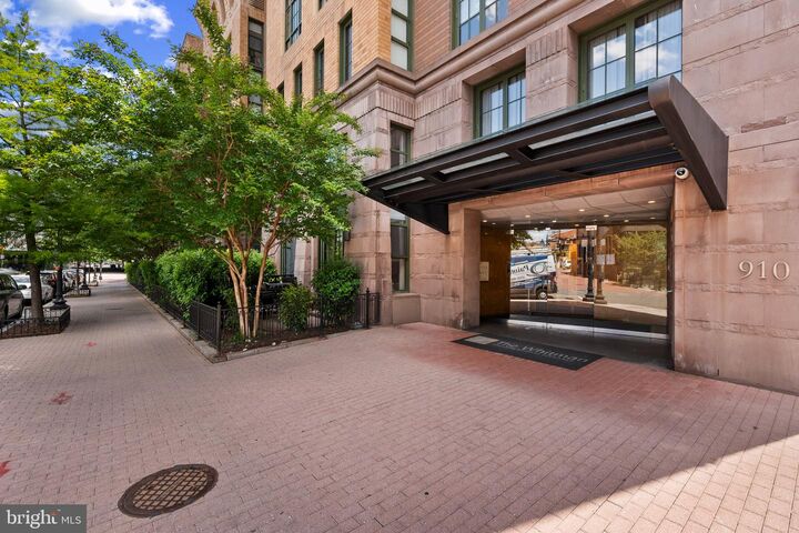 Property Photo: 910 M Street NW 1006 DC 20001