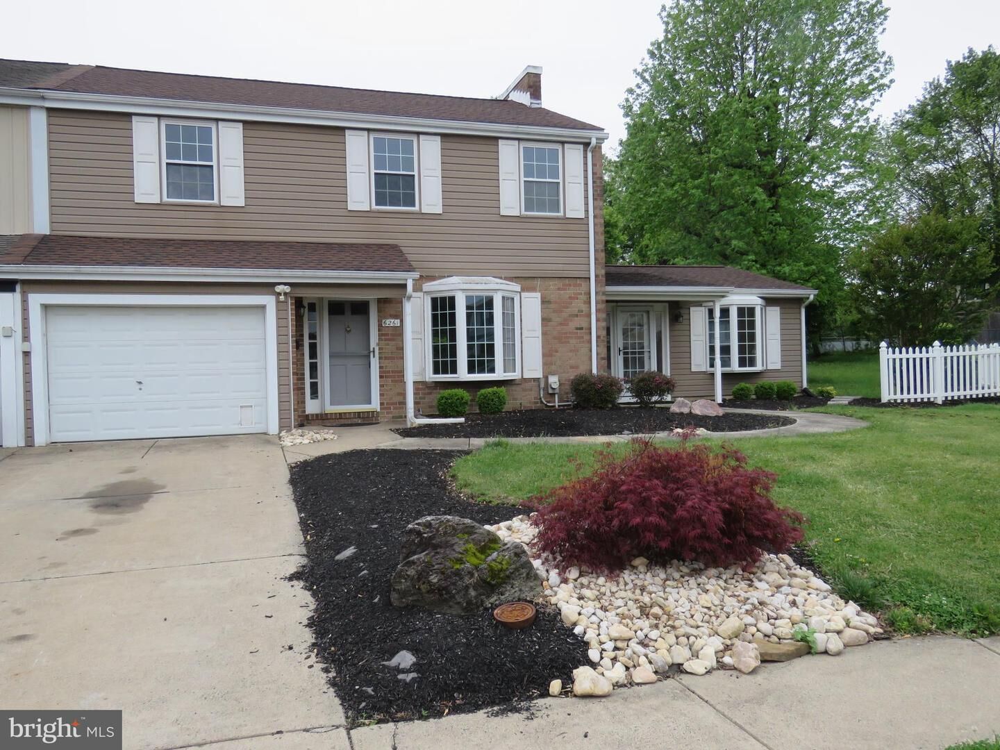 Property Photo: 6261 Patrick Henry Court PA 19020