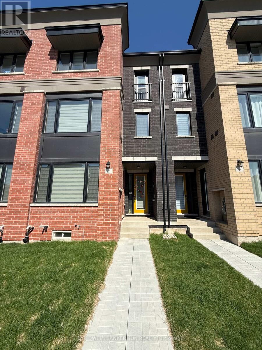 Property Photo:  7 Marvin Avenue  ON L6H 7C5 