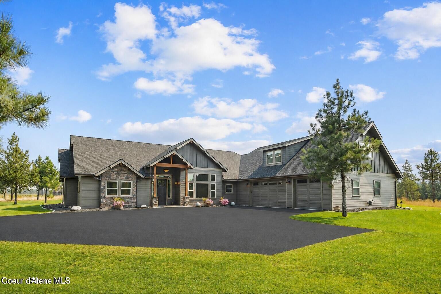 Property Photo:  23908 N Citadel Rd  ID 83858 