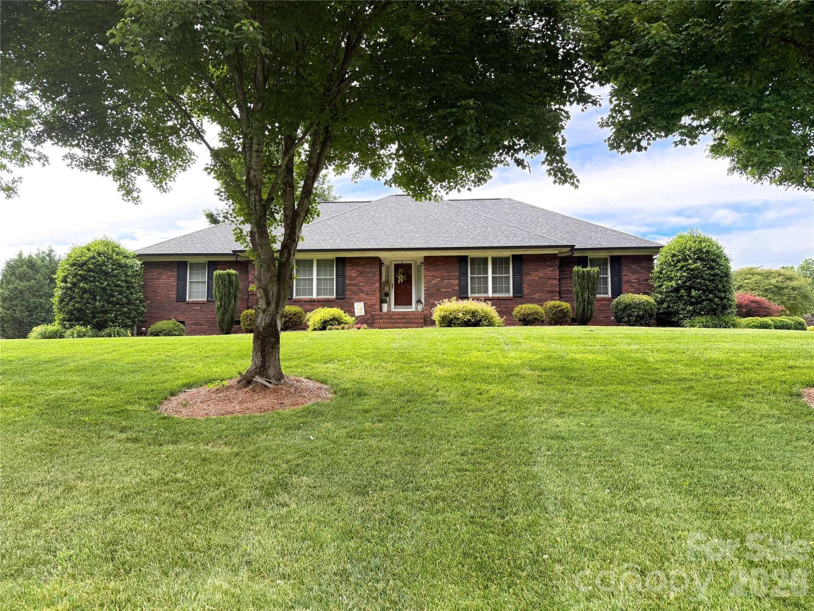 Property Photo:  9903 Madres Court  NC 28027 