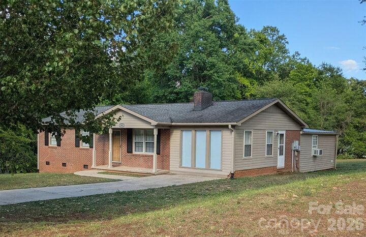 Property Photo:  1903 Robyn Avenue  NC 28152 