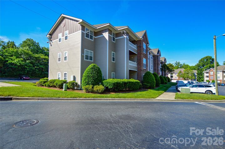 Property Photo: 9810 Campus Walk Lane F NC 28262