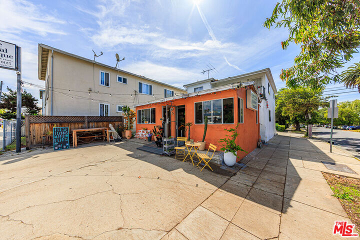 Property Photo:  10872 Venice Blvd  CA 90232 