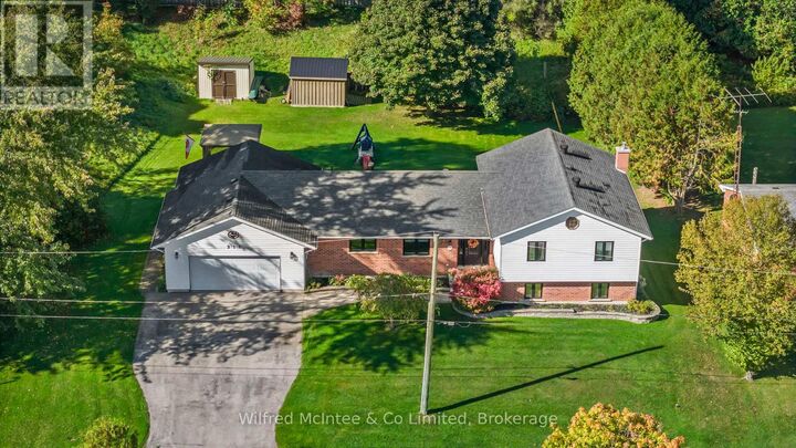 Property Photo:  210 James Street  ON N0G 2N0 