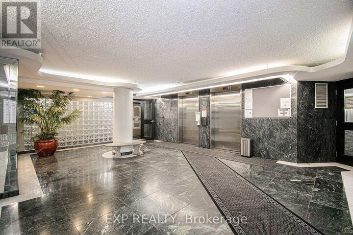 Property Photo:  1440 Heron Road 312  ON K1V 0X2 