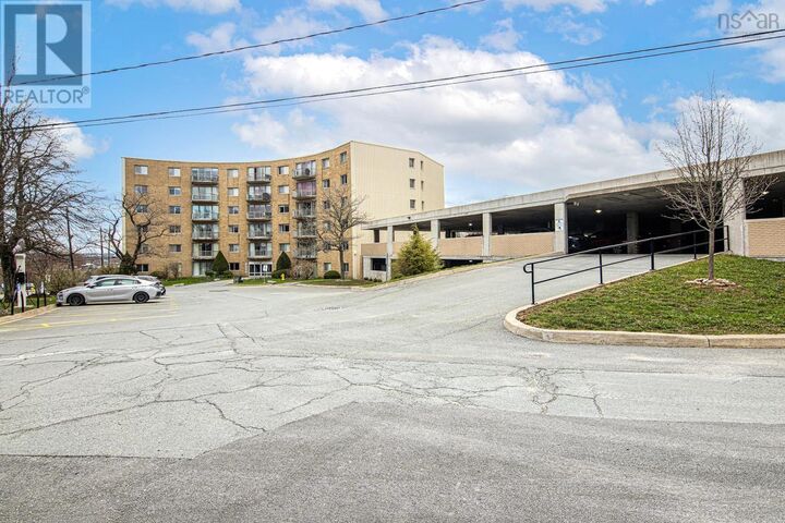 Property Photo:  5524 Heatherwood Court 302  NS B3M 2L3 