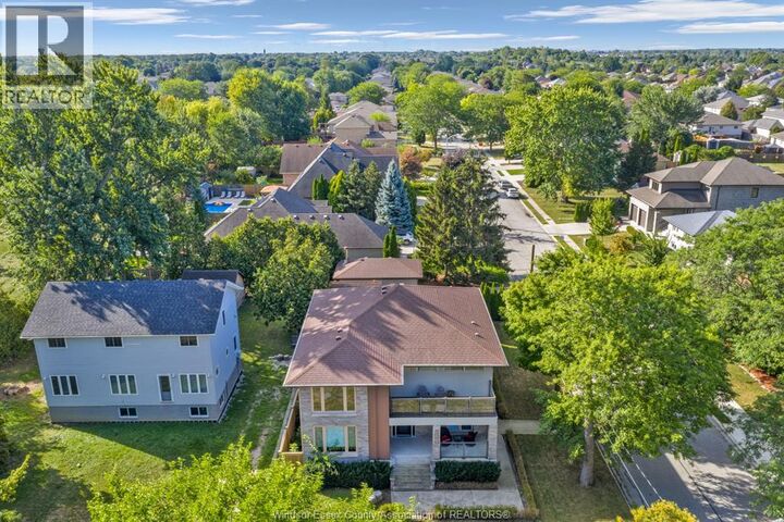 Property Photo:  11965 Riverside Drive East  ON N8P 1A8 