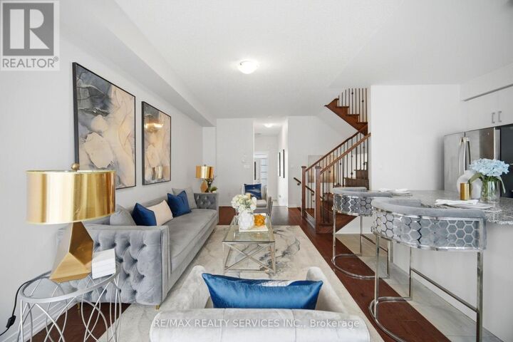 Property Photo:  6 Landsborough Street  ON L9W 7R1 
