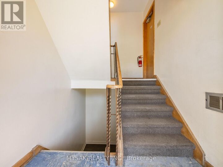 Property Photo:  150 Park Street  ON M1N 2P6 