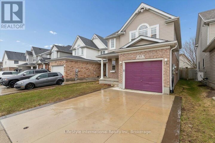 Property Photo:  95 Houghton Street  ON N3C 4L2 