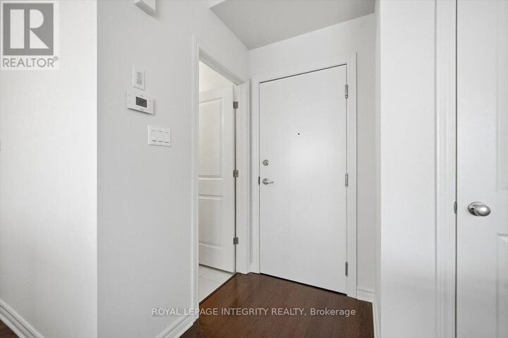 Property Photo:  359 Axis Way  ON K1W 0L7 