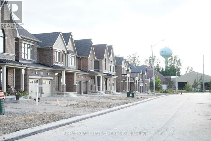 Property Photo:  257 Dingman Street  ON N0G 1A0 