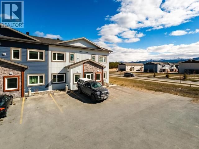 Property Photo:  116-25 Gleaner Avenue  YT Y1A 0S4 