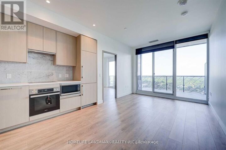 Property Photo:  95 McMahon Drive 2710  ON M2K 0H2 