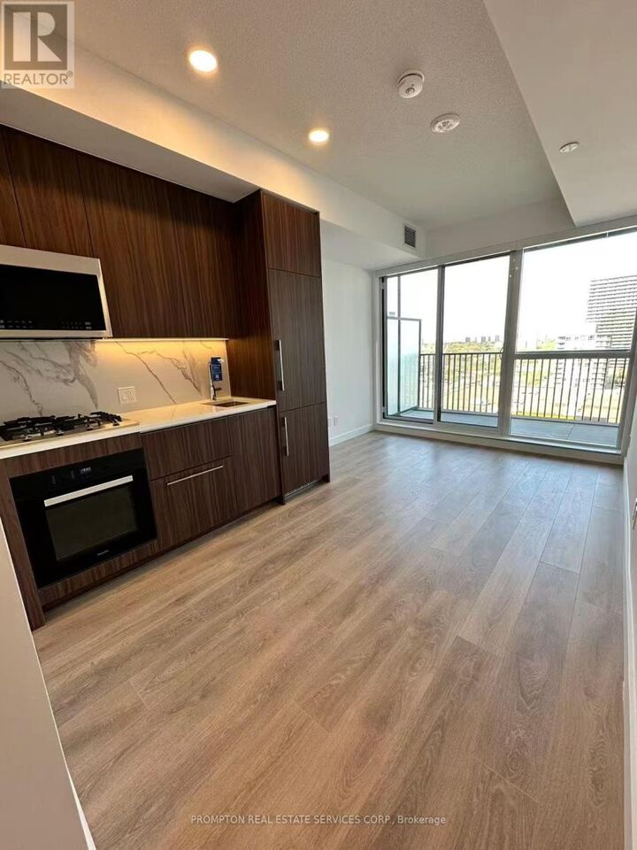 Property Photo:  75 Billes Heights 909  ON M2K 0J8 