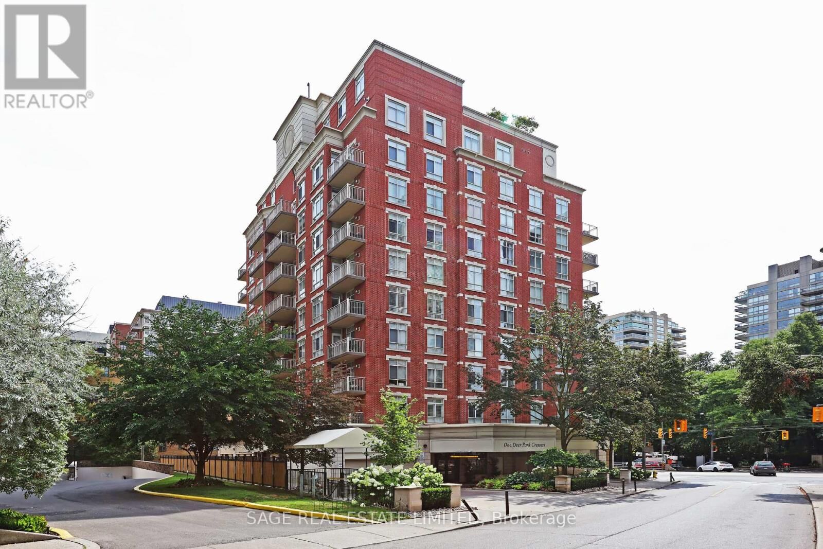 Property Photo:  1 Dear Park Crescent 803  ON M4V 3C4 