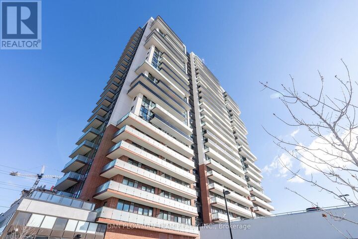 Property Photo:  2550 Simcoe Street North 1121  ON L1R 0R5 