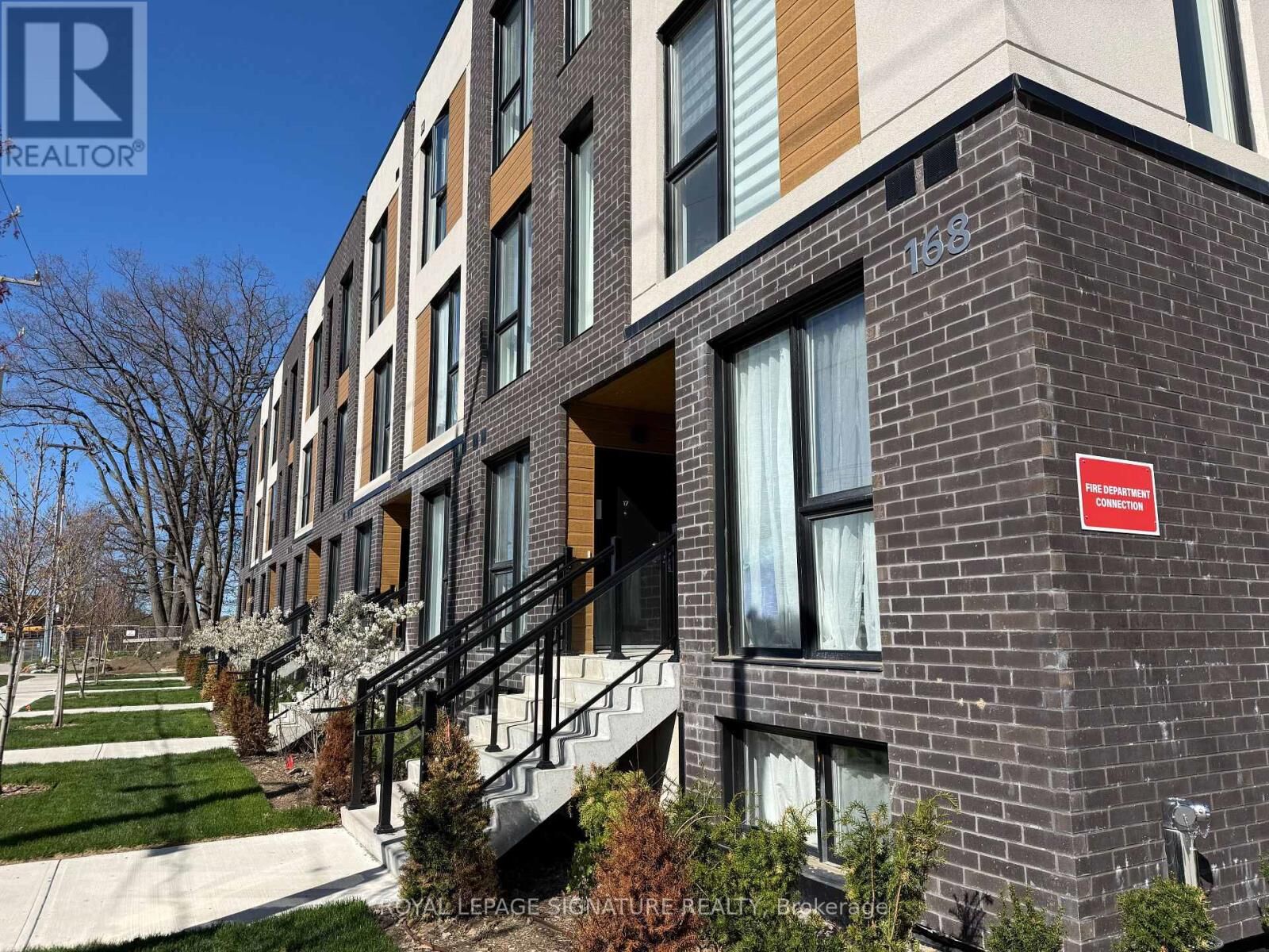 Property Photo:  168 Clonmore Drive 13  ON M1N 0B9 