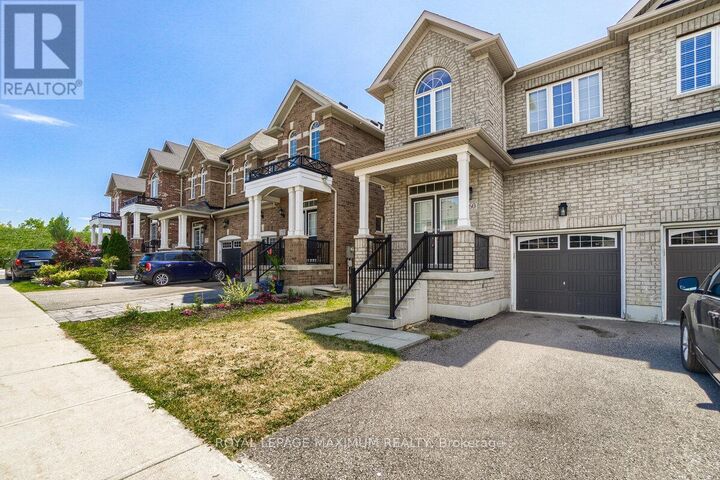 Property Photo:  160 Gentile Circle  ON L4H 3N3 