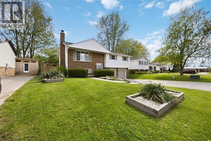 Property Photo:  4037 Mulberry Place  ON N0N 1R0 