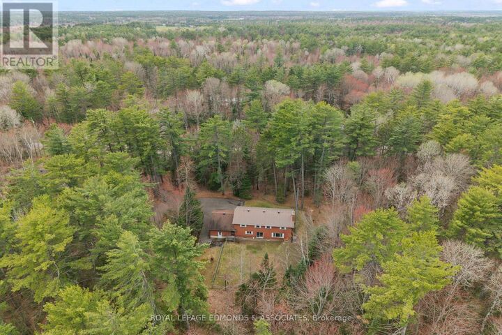 Property Photo:  1452 B Line Road  ON K8A 6W8 