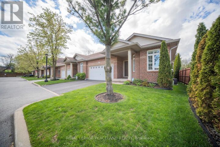 Property Photo:  5595 Drummond Road 11  ON L2G 4L2 