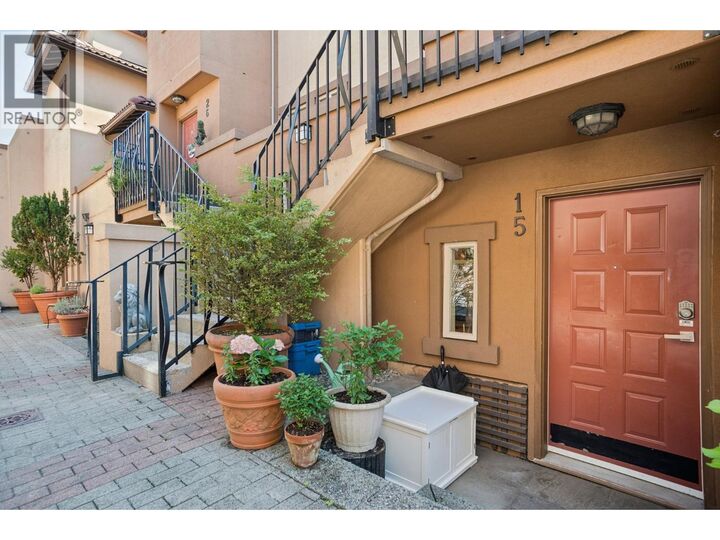 Property Photo:  3036 West 4th Avenue 15  BC V6K 1R4 