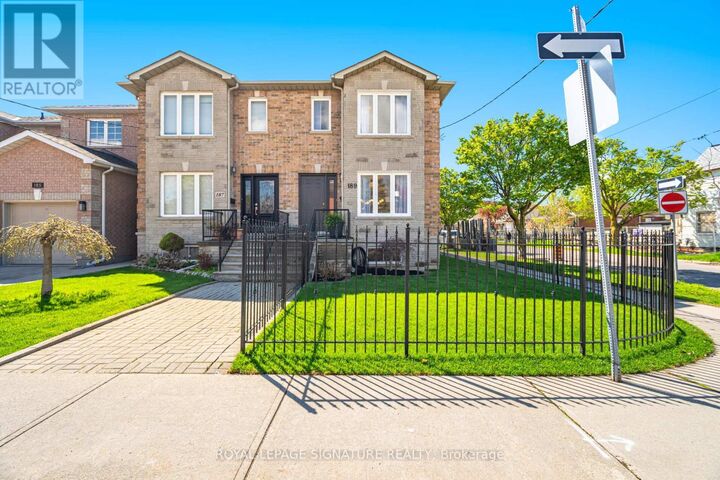 Property Photo:  189 Aileen Avenue  ON M6M 1G1 