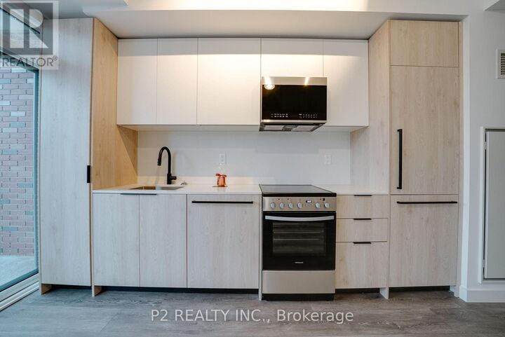 Property Photo:  1635 Military Trail 222  ON M1C 1B2 