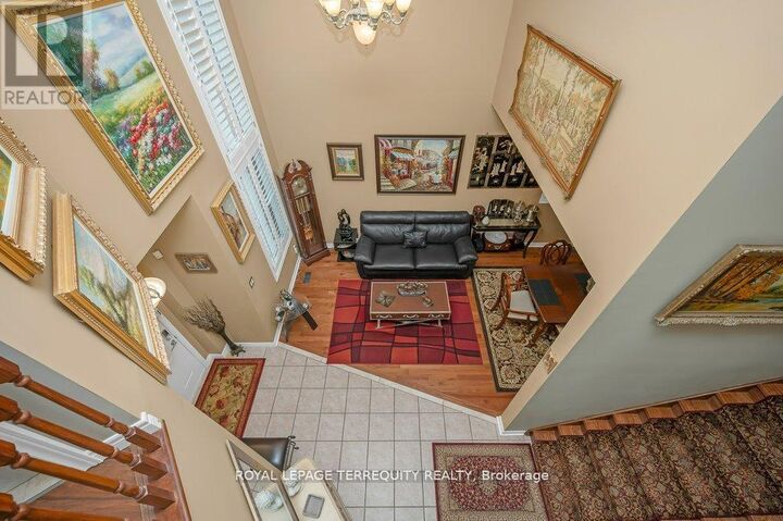 Property Photo:  15 Armour Crescent  ON L9K 1S1 