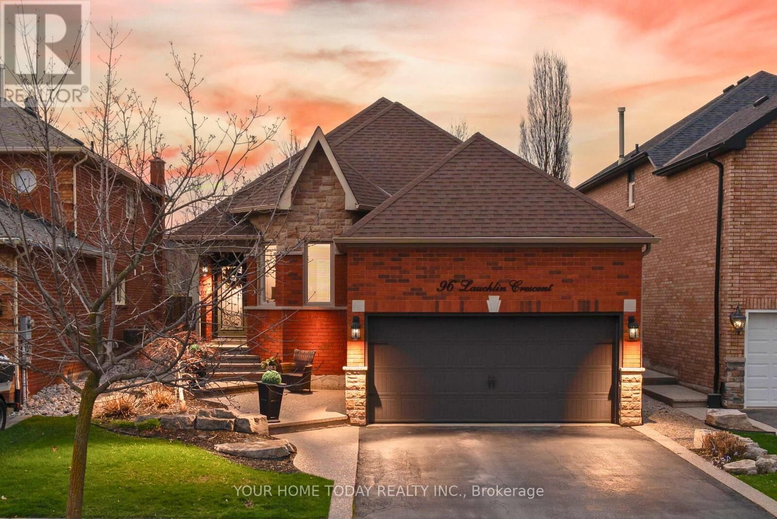 Property Photo:  96 Lauchlin Crescent  ON L7G 5R5 