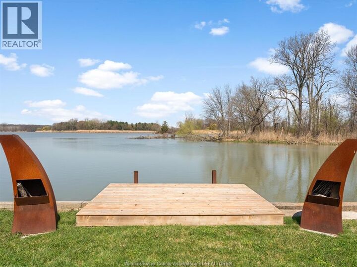 Property Photo:  1122 Heritage Road  ON N9Y 2E6 