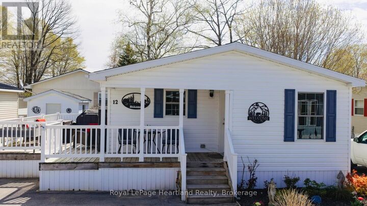 Property Photo:  12 Cherokee Lane  ON N7A 3Y2 