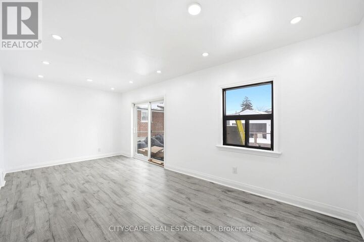 Property Photo:  759 Midland Avenue  ON M1K 4E5 
