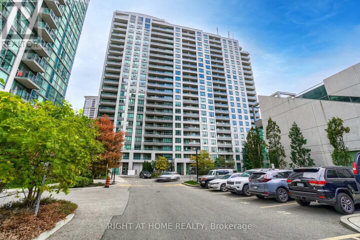 Property Photo:  335 Rathburn Road West 1117  ON L5B 0C8 