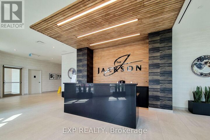 Property Photo:  2750 King Street East 102  ON L8G 0B8 