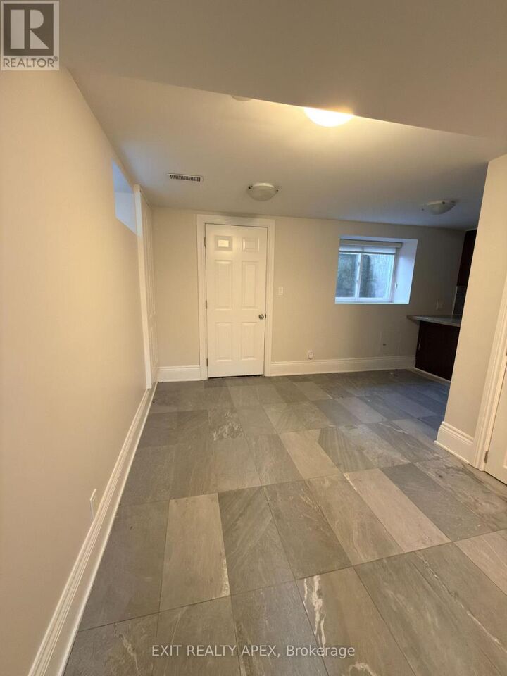 Property Photo:  11 Uno Drive  ON M8Z 3N7 