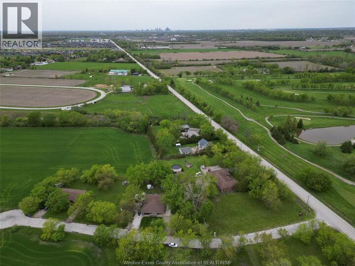 Property Photo:  4650-4666 Caboto Drive  ON N9H 0H2 