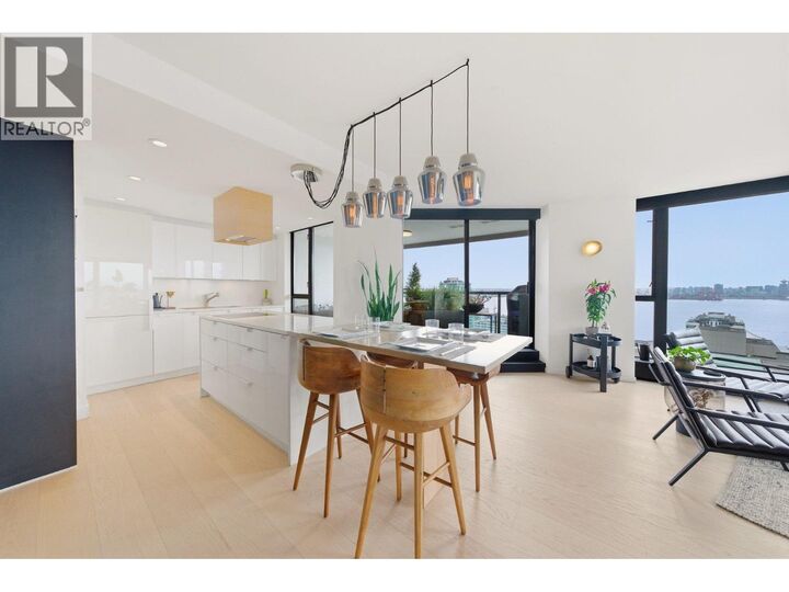 Property Photo:  120 West 2nd Street 1702  BC V7M 1C3 