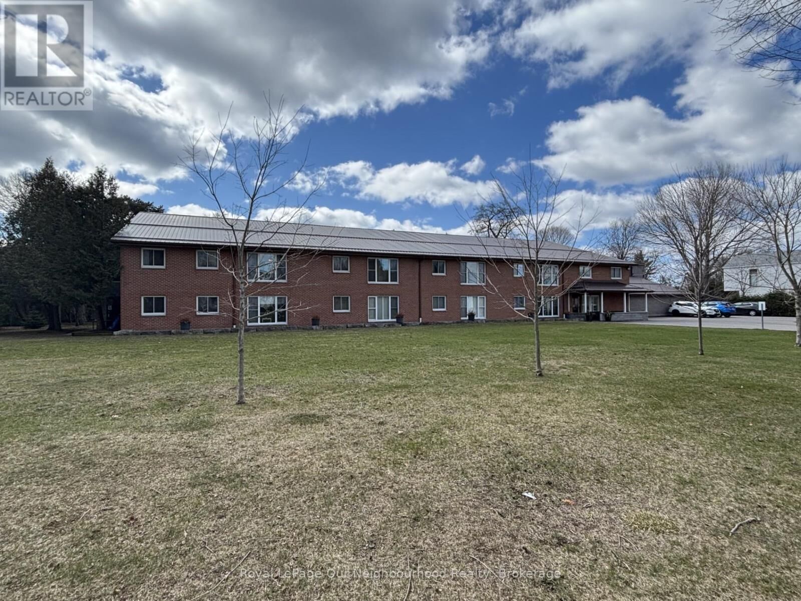 Property Photo:  133 Ontario Street 208  ON K9A 3B4 