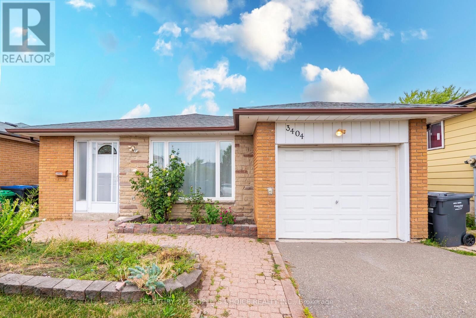 Property Photo:  3404 Monica Drive  ON L4T 3E7 