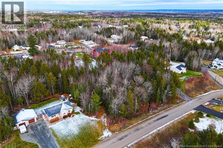 Property Photo:  20 Hannah Crescent  NB E3A 0H4 