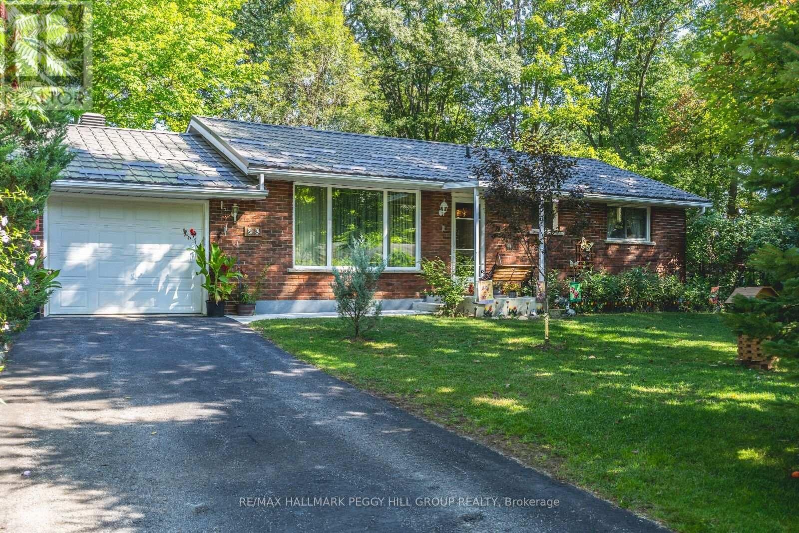 Property Photo:  82 Helena Street  ON L9Z 1R1 