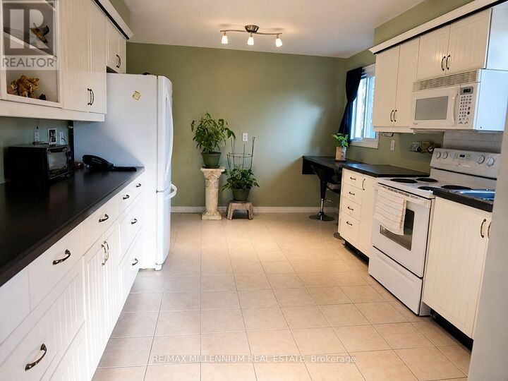 Property Photo:  29 Major Oaks Drive  ON L6V 3K1 