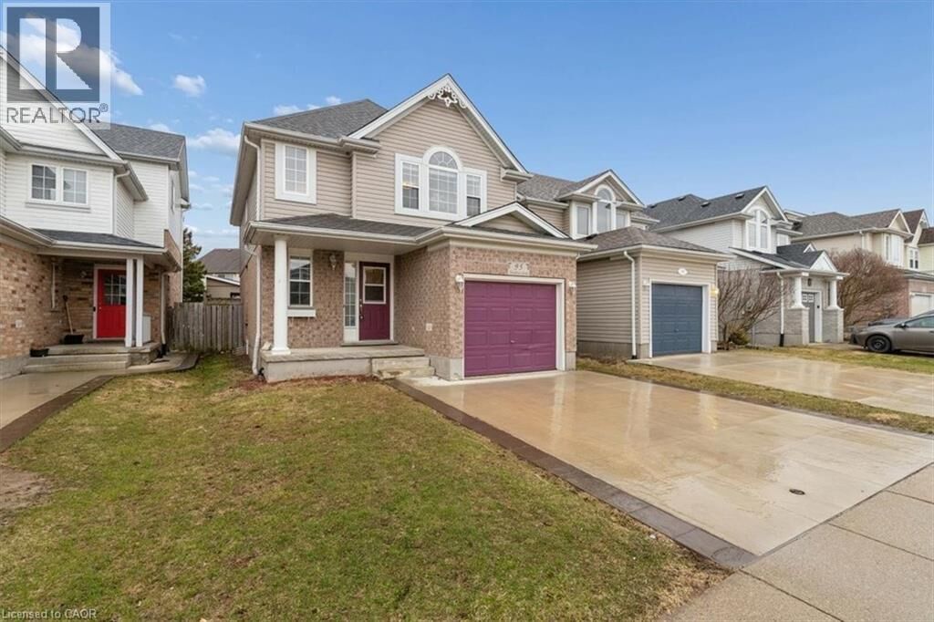 Property Photo:  95 Houghton Street  ON N3C 4L2 